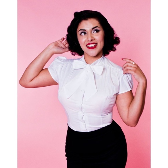 *SOLD* Heart of Haute Estelle Blouse - White - Picture 6 of 12